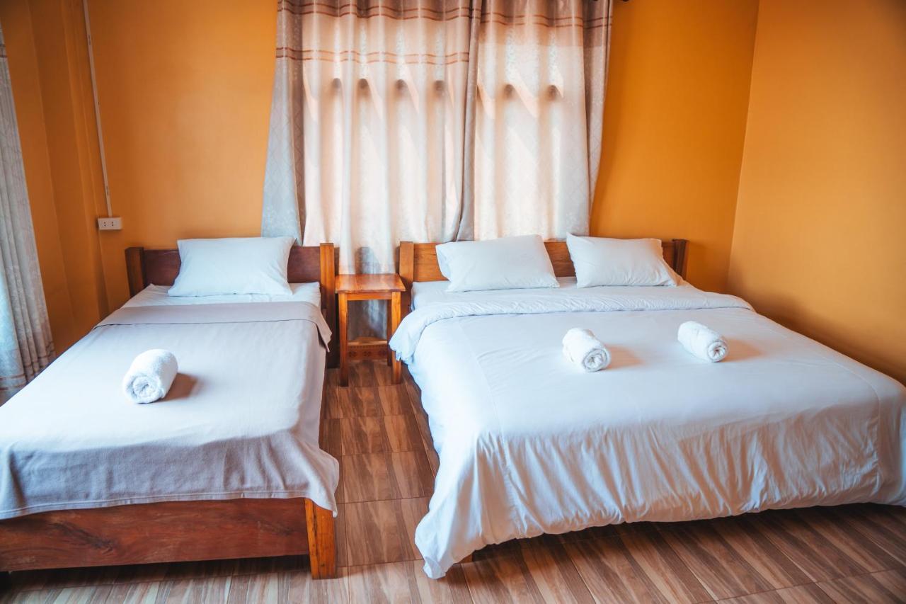Vang Vieng Sunset Guesthouse & Restaurant Dış mekan fotoğraf