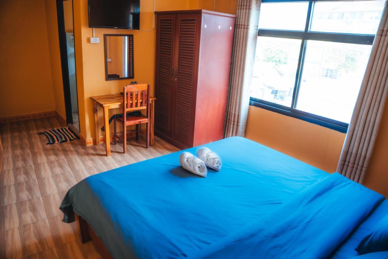 Vang Vieng Sunset Guesthouse & Restaurant Dış mekan fotoğraf